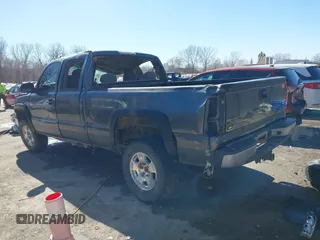 2000 Chevrolet Silverado 1500 LT with VIN 1GCEK19T8YE339669, listed as a IAAI auction lot 41668546 with 205,226 mi miles and . Bid and sale history available at DreamBid. Image 3.
