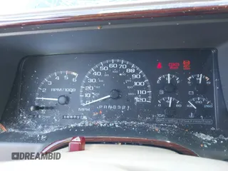 2000 Cadillac Escalade z VIN 1GYEK63R7YR219133, wystawiony jako IAAI lot #41585673 z przebiegiem 184 738 mil mil oraz . Historia ofert i sprzedaży dostępna na DreamBid. Obrazek 7.