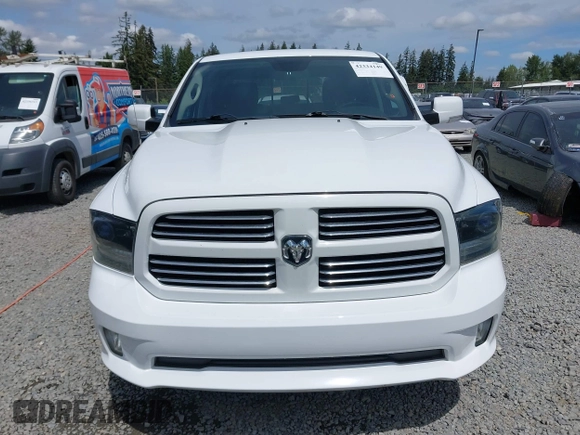 2015 Ram 1500 Sport z VIN 1C6RR7MT7FS601470, wystawiony jako IAAI lot #42334149 z przebiegiem 114 056 mil mil oraz . Historia ofert i sprzedaży dostępna na DreamBid. Obrazek 13.