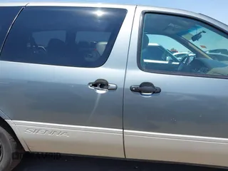 1998 Toyota Sienna LE z VIN 4T3ZF13C1WU043459, wystawiony jako IAAI lot #42475827 z przebiegiem Nie podano mil oraz . Historia ofert i sprzedaży dostępna na DreamBid. Obrazek 13.
