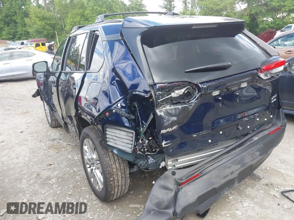 2025 Toyota RAV4 XLE Premium z VIN 2T3A1RFV7SW514631, wystawiony jako IAAI lot #42247225 z przebiegiem 4 815 mil mil oraz . Historia ofert i sprzedaży dostępna na DreamBid. Obrazek 3.