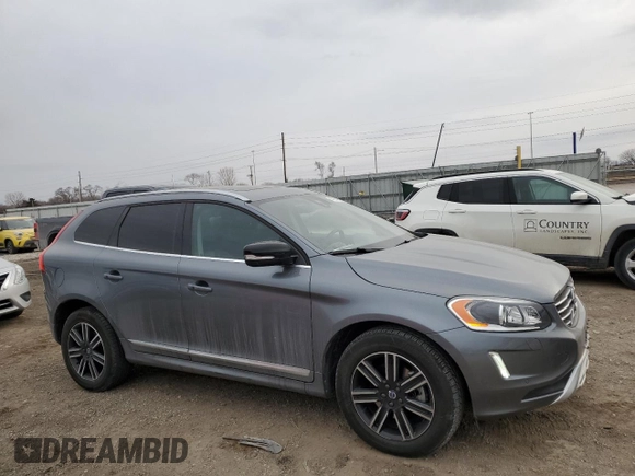 2017 Volvo XC60 Dynamic z VIN YV440MRRXH2107984, wystawiony jako Copart lot #47284055 z przebiegiem 67 043 mil mil oraz Szkoda całkowita • Salvage title. Historia ofert i sprzedaży dostępna na DreamBid. Obrazek 4.