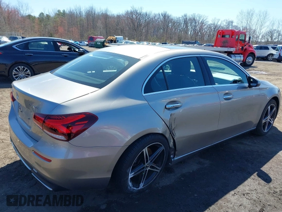 2019 Mercedes-Benz A 220 with VIN WDD3G4FB7KW022334, listed as a IAAI auction lot 41902489 with 80,637 mi miles and . Bid and sale history available at DreamBid. Image 17.