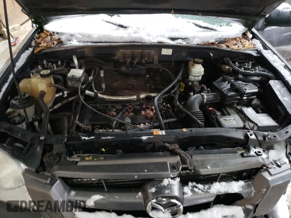 2006 Mazda Tribute i with VIN 4F2YZ92Z76KM27049, listed as a Copart auction lot 45468505 with 243,005 mi miles and Clean Title. Bid and sale history available at carsss.com. Image 12.