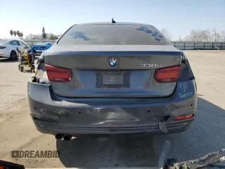 2018 BMW 3 Series 330e iPerformance with VIN WBA8E1C59JA177866, listed as a Copart auction lot 46692855 with 98,401 mi miles and Salvage Title. Bid and sale history available at carsss.com. Image 6.