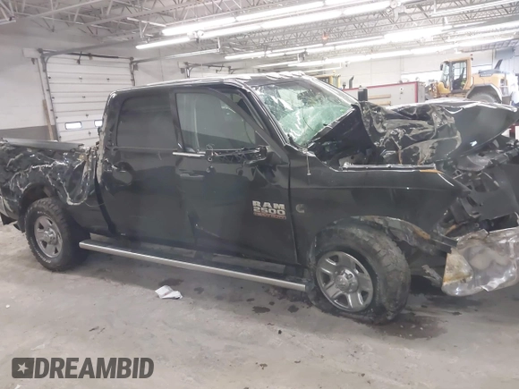 2018 Ram 2500 Tradesman with VIN 3C6UR5CL8JG206620, listed as a IAAI auction lot 42016772 with 91,446 mi miles and . Bid and sale history available at DreamBid. Image 14.