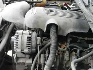2005 Chevrolet Silverado 1500 LS с VIN 2GCEC19V451354410, выставлен на аукционе IAAI как лот 42702942 с пробегом 119 403 миль миль и . История ставок и продаж доступна на DreamBid. Изображение 16.