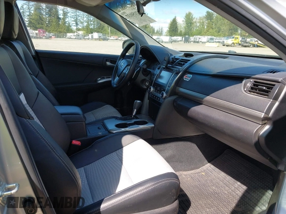 2012 Toyota Camry L with VIN 4T1BF1FK7CU114902, listed as a IAAI auction lot 42154137 with 75,600 mi miles. Bid and sale history available at carsss.com. Image 5.