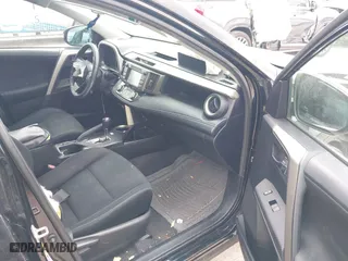 2015 Toyota RAV4 XLE with VIN 2T3WFREV9FW161453, listed as a IAAI auction lot 41645228 with 187,573 mi miles. Bid and sale history available at carsss.com. Image 5.