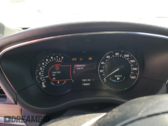 2015 Lincoln MKC with VIN 5LMTJ2AH0FUJ36407, listed as a Copart auction lot 45662505 with 70,821 mi miles and Salvage Title. Bid and sale history available at DreamBid. Image 9.