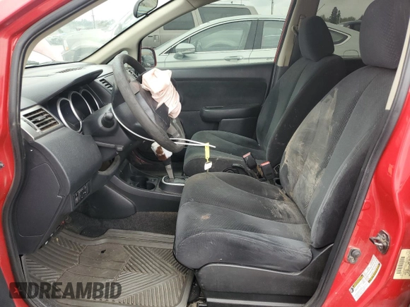 2011 Nissan Versa S z VIN 3N1BC1CP3BL418656, wystawiony jako Copart lot #53477285 z przebiegiem 185 518 mil mil oraz Szkoda całkowita • Salvage title. Historia ofert i sprzedaży dostępna na DreamBid. Obrazek 7.