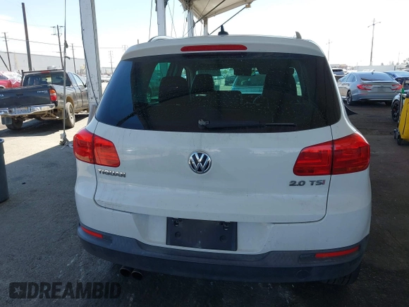 2013 Volkswagen Tiguan SE z VIN WVGAV7AX9DW514874, wystawiony jako IAAI lot #42686433 z przebiegiem 101 782 mil mil oraz . Historia ofert i sprzedaży dostępna na DreamBid. Obrazek 16.