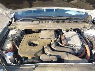 2015 Ford Fusion SE Hybrid with VIN 3FA6P0LU2FR305597, listed as a IAAI auction lot 42168292 with 97,688 mi miles and . Bid and sale history available at DreamBid. Image 10.