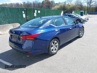 2019 Nissan Altima 2.5 S with VIN 1N4BL4BV4KC107074, listed as a IAAI auction lot 41972584 with 112,607 mi miles. Bid and sale history available at carsss.com. Image 4.