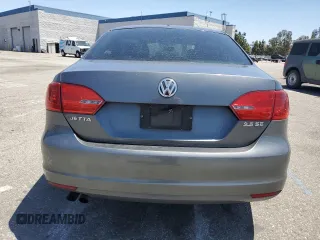 2012 Volkswagen Jetta SE z VIN 3VWDP7AJ2CM128574, wystawiony jako Copart lot #56896795 z przebiegiem 117 329 mil mil oraz Szkoda całkowita • Salvage title. Historia ofert i sprzedaży dostępna na DreamBid. Obrazek 6.
