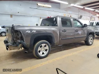 2007 Chevrolet Silverado 1500 LTZ with VIN 2GCEK13M471608557, listed as a Copart auction lot 43639285 with 217,905 mi miles and Salvage Title. Bid and sale history available at carsss.com. Image 3.