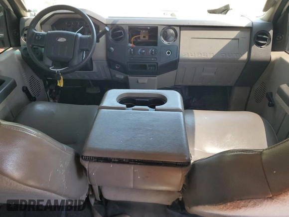2008 Ford F-250 XL with VIN 1FTSW20R98ED48430, listed as a Copart auction lot 48976345 with 151,120 mi miles and Salvage title. Bid and sale history available at DreamBid. Image 8.