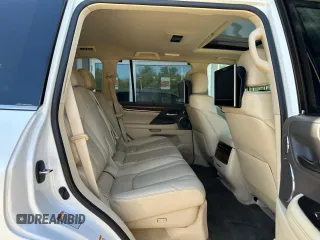 2017 Lexus LX 570 z VIN JTJHY7AX7H4243757, wystawiony jako Copart lot #66006545 z przebiegiem 94 422 mil mil oraz Czysty tytuł • Clean title. Historia ofert i sprzedaży dostępna na DreamBid. Obrazek 6.