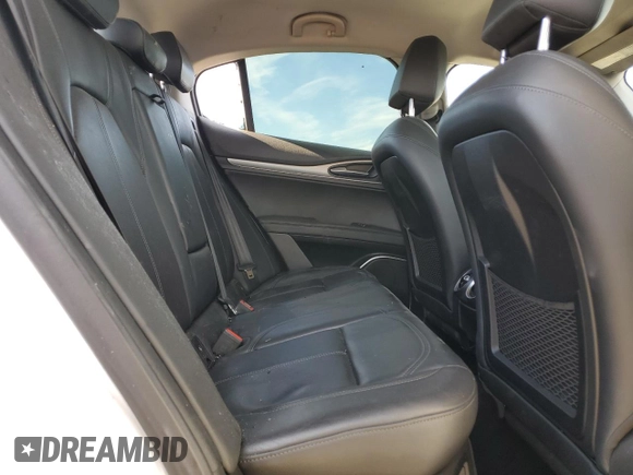 2019 Alfa Romeo Stelvio z VIN ZASPAJAN1K7C36301, wystawiony jako Copart lot #88811295 z przebiegiem Nie podano mil oraz Szkoda całkowita • Salvage title. Historia ofert i sprzedaży dostępna na DreamBid. Obrazek 11.