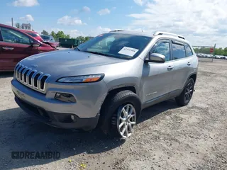 2016 Jeep Cherokee Latitude с VIN 1C4PJMCB8GW123908, выставлен на аукционе IAAI как лот 42321988 с пробегом 77 358 миль миль и . История ставок и продаж доступна на DreamBid. Изображение 18.
