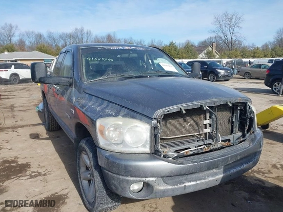 2008 Dodge Ram 1500 SLT with VIN 1D7HU18218J145742, listed as a IAAI auction lot 41527299 with 155,499 mi miles. Bid and sale history available at carsss.com. Image 1.