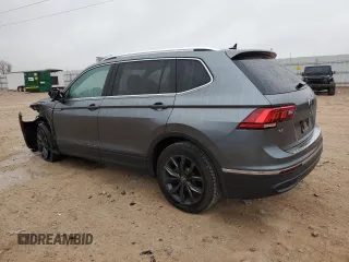 2022 Volkswagen Tiguan SE with VIN 3VV3B7AXXNM037090, listed as a Copart auction lot 84286314 with 54,432 mi miles and Salvage Title. Bid and sale history available at DreamBid. Image 2.