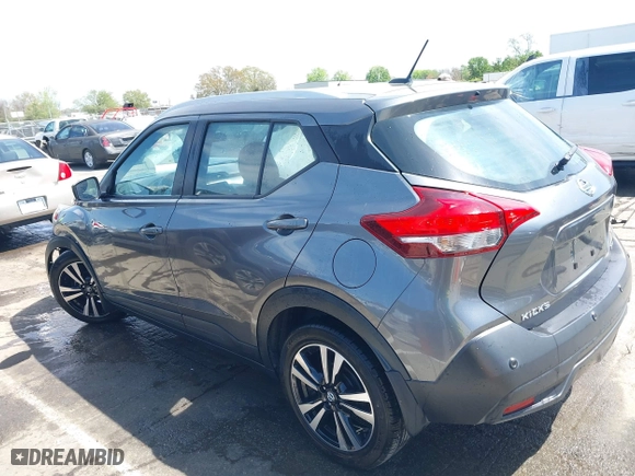 2020 Nissan Kicks SV with VIN 3N1CP5CV1LL550945, listed as a IAAI auction lot 41933319 with 70,519 mi miles. Bid and sale history available at carsss.com. Image 15.