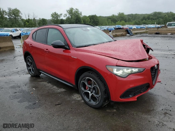 2024 Alfa Romeo Stelvio Veloce with VIN ZASPAKBN2R7D77716, listed as a Copart auction lot 66843824 with 784 mi miles and Salvage Title. Bid and sale history available at carsss.com. Image 4.
