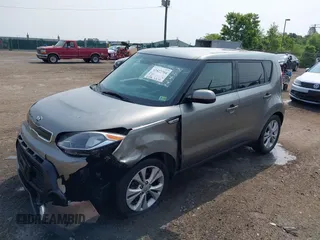 2016 Kia Soul + z VIN KNDJP3A57G7312166, wystawiony jako IAAI lot #42423704 z przebiegiem 106 619 mil mil oraz . Historia ofert i sprzedaży dostępna na DreamBid. Obrazek 2.
