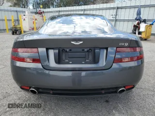 2007 Aston Martin DB9 z VIN SCFAD01A77GA07808, wystawiony jako Copart lot #48063115 z przebiegiem 53 195 mil mil oraz Szkody całkowita. Historia ofert i sprzedaży dostępna na DreamBid. Obrazek 6.