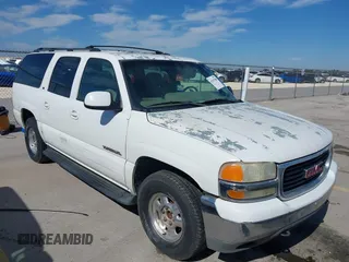 2001 GMC Yukon XL SLT with VIN 1GKEC16TX1J258210, listed as a IAAI auction lot 41547568 with 1 mi miles. Bid and sale history available at carsss.com. Image 1.