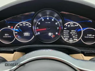 2019 Porsche Cayenne z VIN WP1AA2AY0KDA01354, wystawiony jako Copart lot #57595785 z przebiegiem 73 889 mil mil oraz Szkoda całkowita • Salvage title. Historia ofert i sprzedaży dostępna na DreamBid. Obrazek 8.