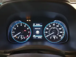 2019 Hyundai Kona Ultimate with VIN KM8K5CA57KU325421, listed as a IAAI auction lot 41369897 with 30,733 mi miles. Bid and sale history available at carsss.com. Image 7.