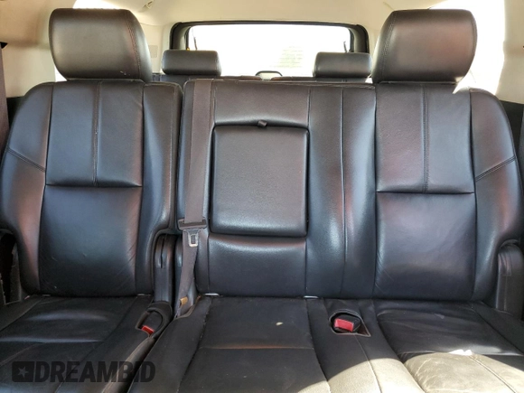 2014 Chevrolet Suburban LT with VIN 1GNSCJE04ER156583, listed as a Copart auction lot 73730364 with 243,131 mi miles and Clean Title. Bid and sale history available at carsss.com. Image 10.