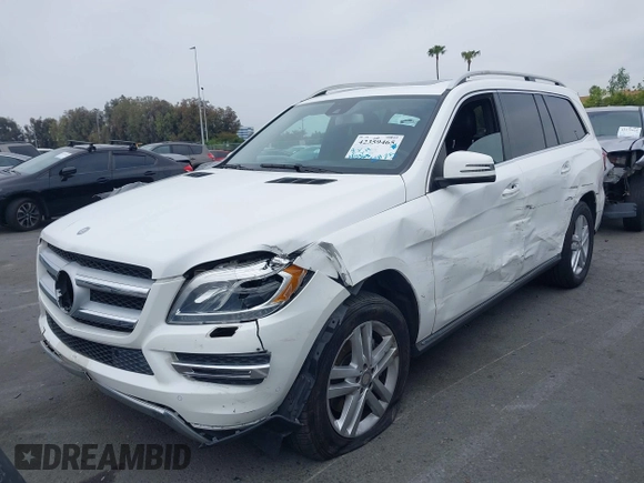 2014 Mercedes-Benz GL 450 z VIN 4JGDF7CE0EA424081, wystawiony jako IAAI lot #42359465 z przebiegiem 145 363 mil mil oraz . Historia ofert i sprzedaży dostępna na DreamBid. Obrazek 2.
