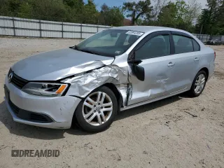 2012 Volkswagen Jetta S с VIN 3VW1K7AJ3CM353619, выставлен на аукционе Copart как лот 53984285 с пробегом 132 382 миль миль и Списание • Salvage title. История ставок и продаж доступна на DreamBid. Изображение 1.