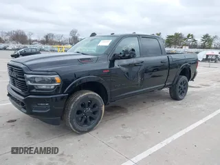 2019 Ram 2500 Laramie with VIN 3C6UR5FJ6KG574757, listed as a IAAI auction lot 41808297 with 33,981 mi miles. Bid and sale history available at carsss.com. Image 18.