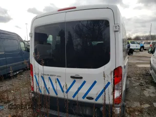 2017 Ford Transit XL z VIN 1FBAX2CM1HKA49433, wystawiony jako Copart lot #83585154 z przebiegiem 85 131 mil mil oraz Czysty tytuł • Clean title. Historia ofert i sprzedaży dostępna na DreamBid. Obrazek 6.