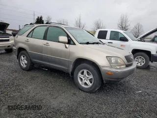 1999 Lexus RX 300 Luxury SUV with VIN JT6HF10U8X0077372, listed as a Copart auction lot 45701415 with 267,526 mi miles and Clean Title. Bid and sale history available at carsss.com. Image 4.