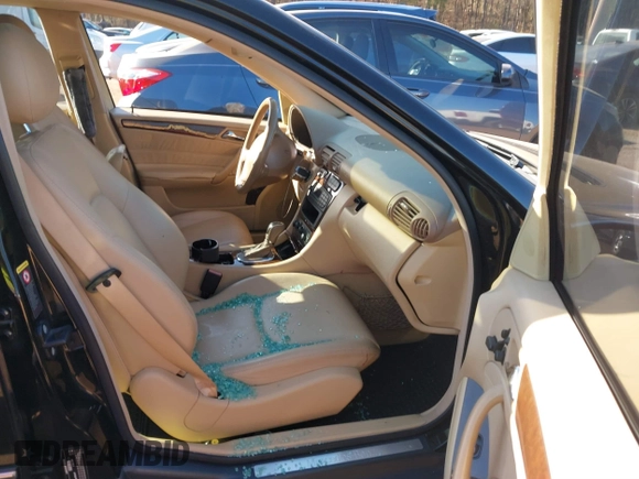 2001 Mercedes-Benz C 230/260/280/320 with VIN WDBRF61J11F082964, listed as a IAAI auction lot 41285017 with 162,190 mi miles and . Bid and sale history available at DreamBid. Image 5.