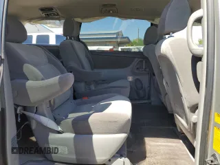 2008 Toyota Sienna CE z VIN 5TDZK23C98S213007, wystawiony jako Copart lot #56345045 z przebiegiem 115 052 mil mil oraz Szkoda całkowita • Salvage title. Historia ofert i sprzedaży dostępna na DreamBid. Obrazek 11.