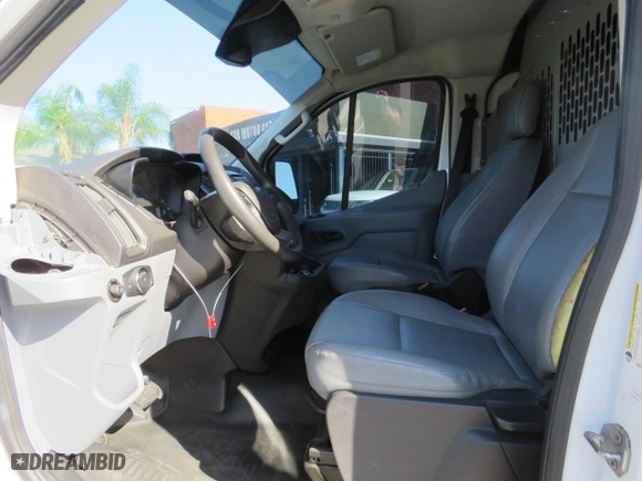 2018 Ford Transit Van with VIN 1FTYR1YG9JKA68352, listed as a Copart auction lot 85918324 with NaN miles and Salvage Title. Bid and sale history available at carsss.com. Image 9.