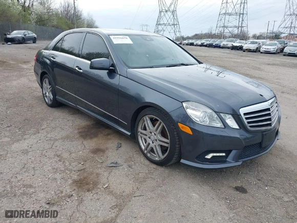 2010 Mercedes-Benz E-Class E 350 Luxury with VIN WDDHF5GB8AA041502, listed as a IAAI auction lot 41956678 with 127,246 mi miles. Bid and sale history available at carsss.com. Image 1.