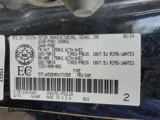 2024 Toyota Tundra Limited z VIN 5TFJA5DB9RX171585, wystawiony jako Copart lot #54882485 z przebiegiem Nie podano mil oraz Szkoda całkowita • Salvage title. Historia ofert i sprzedaży dostępna na DreamBid. Obrazek 13.