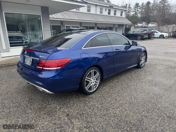 2017 Mercedes-Benz E-Class E 400 with VIN WDDKJ6HB8HF353602, listed as a Copart auction lot 52461125 with 148,972 mi miles and Clean Title. Bid and sale history available at carsss.com. Image 4.