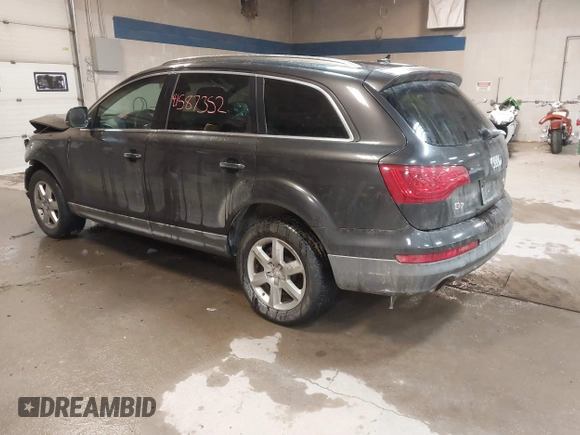 2010 Audi Q7 3.6L Premium Plus with VIN WA1LYAFE4AD001607, listed as a IAAI auction lot 41587352 with 170,180 mi miles. Bid and sale history available at carsss.com. Image 3.