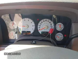 2005 Dodge 1500 SLT z VIN 1D7HA18D25S128335, wystawiony jako IAAI lot #42149223 z przebiegiem 285 923 mil mil oraz . Historia ofert i sprzedaży dostępna na DreamBid. Obrazek 7.