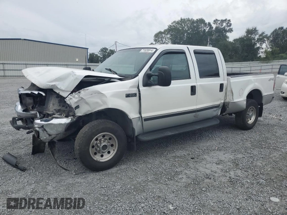 2000 Ford Super Duty F-250 XL with VIN 1FTNW21S1YED90136, listed as a Copart auction lot 71520914 with 378,931 mi miles and Salvage Title. Bid and sale history available at carsss.com. Image 1.