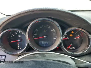 2008 Cadillac CTS RWD z VIN 1G6DM577280114151, wystawiony jako Copart lot #47877205 z przebiegiem 156 570 mil mil oraz Szkoda całkowita • Salvage title. Historia ofert i sprzedaży dostępna na DreamBid. Obrazek 9.