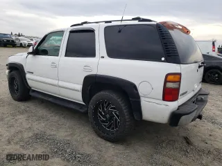 2001 Chevrolet Tahoe LT with VIN 1GNEK13T61J285818, listed as a Copart auction lot 48903455 with 131,901 mi miles and Salvage Title. Bid and sale history available at carsss.com. Image 2.